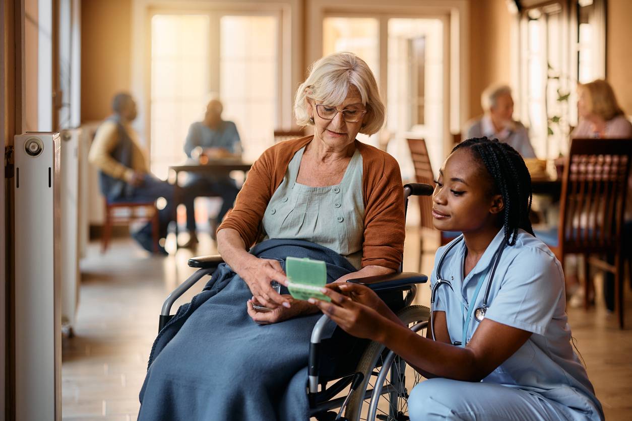 dispositif téléassistance personnes âgées