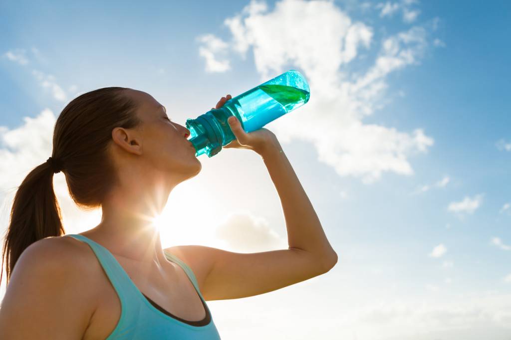 Détox minceur complément alimentaire sport eau
